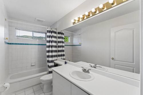 5399 Westhaven Wynd, West Vancouver, BC 