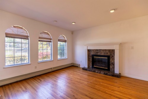 1266 63Rd Avenue E, Vancouver, BC 