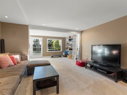 3862 38Th Avenue W, Vancouver, BC 