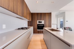 1007-6688 Pearson Way  Richmond, BC V7C 0E5