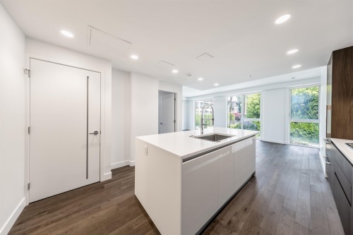 202-2888 Arbutus Street, Vancouver, BC 