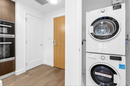 305-2888 Arbutus Street, Vancouver, BC 
