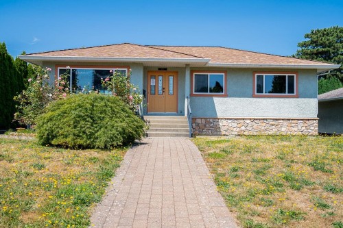 4871 Highlawn Drive, Burnaby, BC 