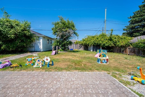 4871 Highlawn Drive, Burnaby, BC 
