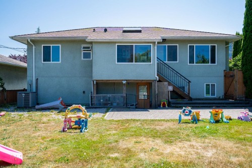 4871 Highlawn Drive, Burnaby, BC 