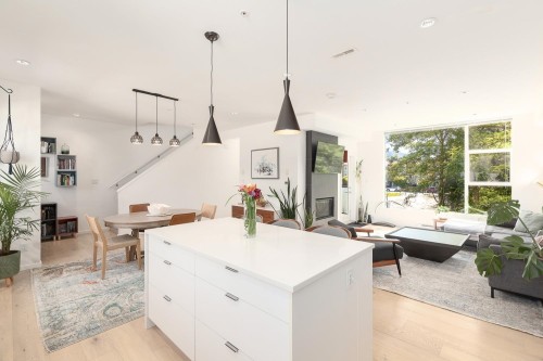 3-38447 Buckley Avenue, Squamish, BC - Indoor