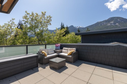 3-38447 Buckley Avenue, Squamish, BC - Outdoor With Deck Patio Veranda