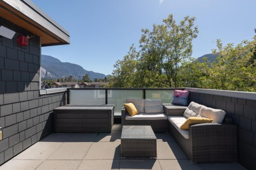 3-38447 Buckley Avenue, Squamish, BC - Outdoor With Deck Patio Veranda