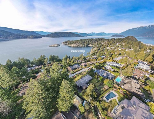 6240 Overstone Drive, West Vancouver, BC 