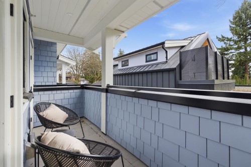 2438 49Th Avenue W, Vancouver, BC 