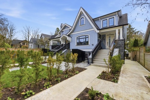 2438 49Th Avenue W, Vancouver, BC 