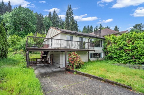 2705 Henry Street, Port Moody, BC 