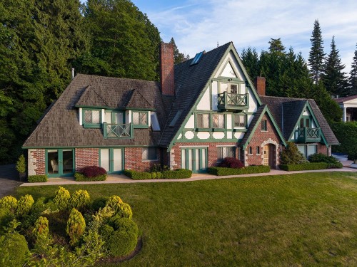 5550 Marine Drive Nw, Vancouver, BC 