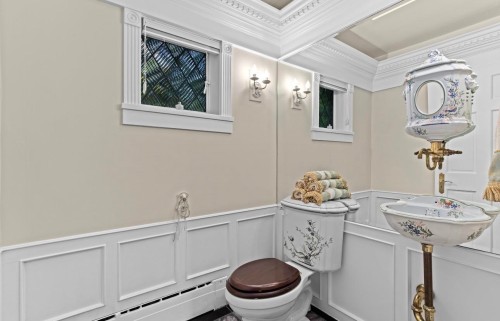 5550 Marine Drive Nw, Vancouver, BC 