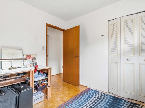 7611 Oak Street, Vancouver, BC 