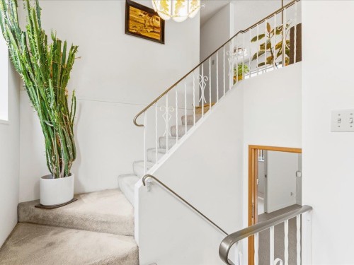 7611 Oak Street, Vancouver, BC 