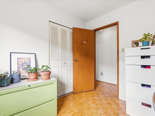7611 Oak Street, Vancouver, BC 