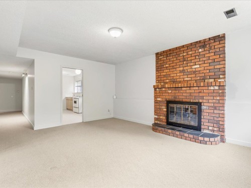 7611 Oak Street, Vancouver, BC 