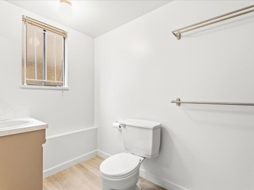 7611 Oak Street, Vancouver, BC 