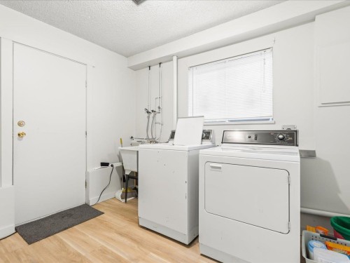 7611 Oak Street, Vancouver, BC 