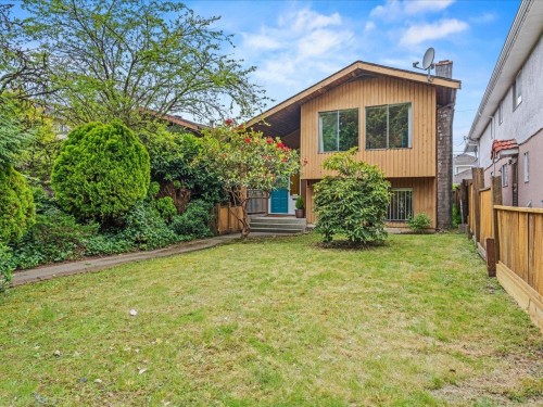 7611 Oak Street, Vancouver, BC 