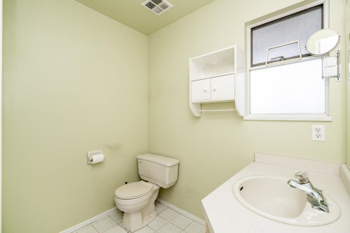 B-6984 Linden Avenue, Burnaby, BC 