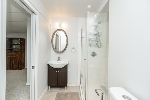 B-6984 Linden Avenue, Burnaby, BC 