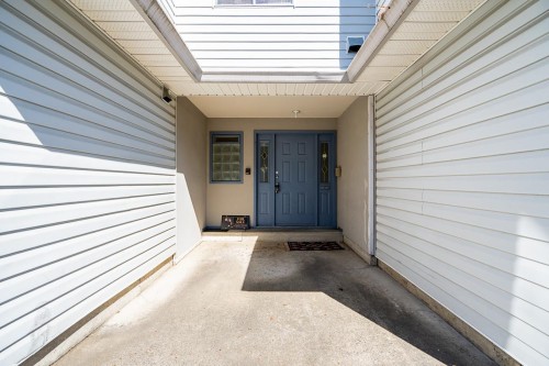 B-6984 Linden Avenue, Burnaby, BC 