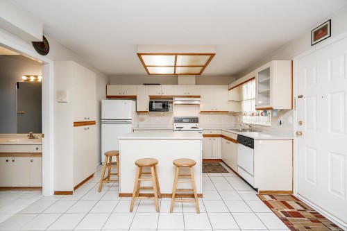 B-6984 Linden Avenue, Burnaby, BC 