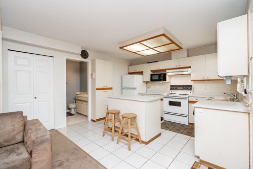 B-6984 Linden Avenue, Burnaby, BC 