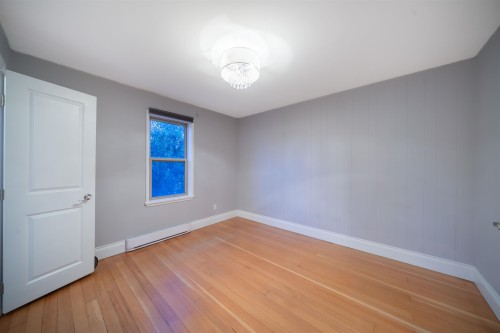 2528 Adanac Street, Vancouver, BC 