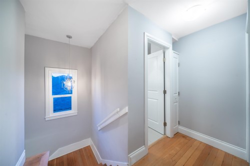 2528 Adanac Street, Vancouver, BC 