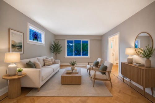 2528 Adanac Street, Vancouver, BC 
