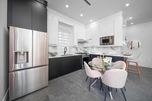 1-2777 27Th Avenue E, Vancouver, BC 