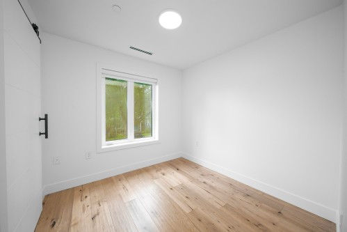 1-2777 27Th Avenue E, Vancouver, BC 