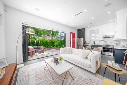1-2777 27Th Avenue E, Vancouver, BC 