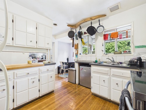 4370 Osler Street, Vancouver, BC 