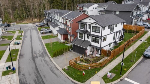 11238 250B Street, Maple Ridge, BC 