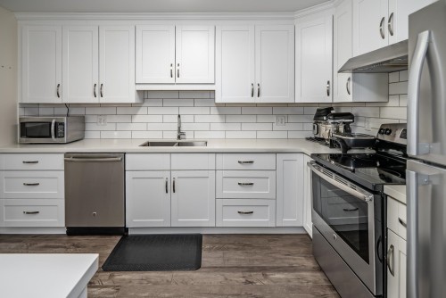 201-19142 122Nd Avenue, Pitt Meadows, BC 