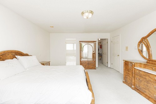 7758 Mcgregor Avenue, Burnaby, BC 