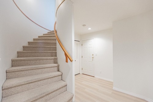7758 Mcgregor Avenue, Burnaby, BC 