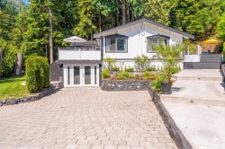3870 Emerald Drive  North Vancouver, BC V7R 3B8