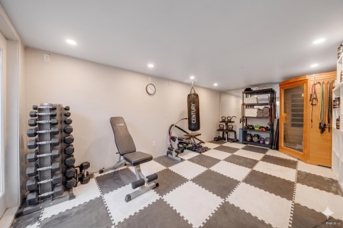 3870 Emerald Drive, North Vancouver, BC 