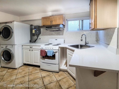 628X Elliott St , Vancouver, BC V5S 2M4 5