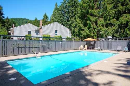 4627 Hoskins Road, North Vancouver, BC 