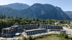 410-1500 Scott Crescent Squamish, BC V8B 1G5