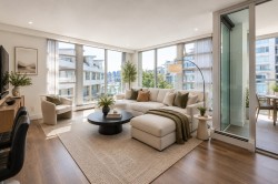 501-1228 Marinaside Crescent Vancouver, BC V6Z 2W4