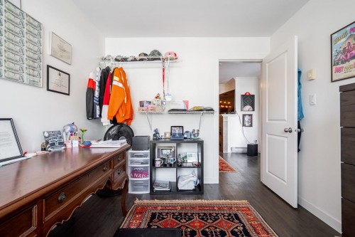 307-3939 Hastings Street  Burnaby, BC V5C 2H8