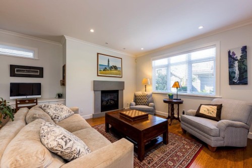 1426 Draycott Road, North Vancouver, BC 