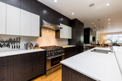 1426 Draycott Road, North Vancouver, BC 